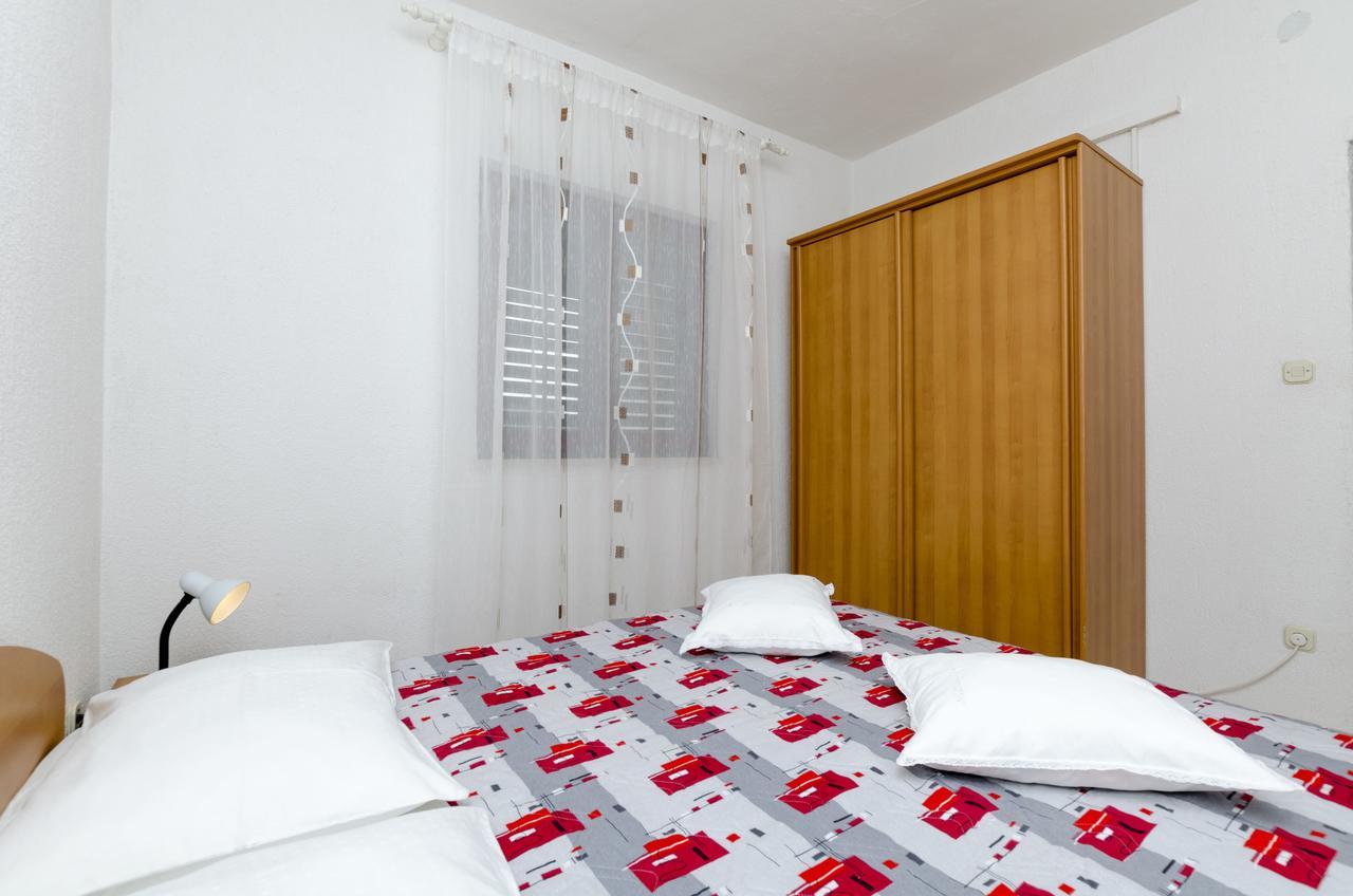Apartments Mime Pirovac Εξωτερικό φωτογραφία