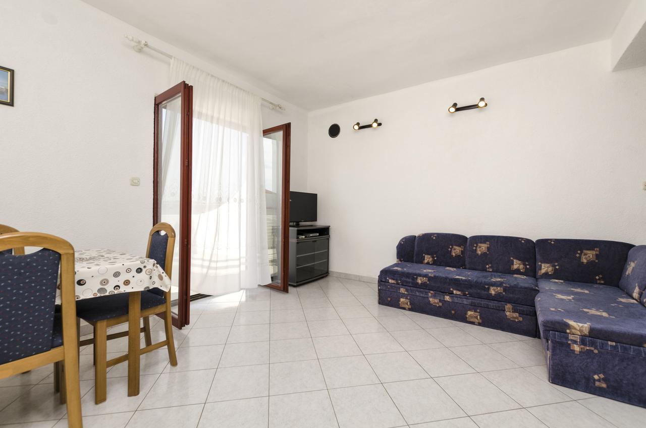 Apartments Mime Pirovac Εξωτερικό φωτογραφία