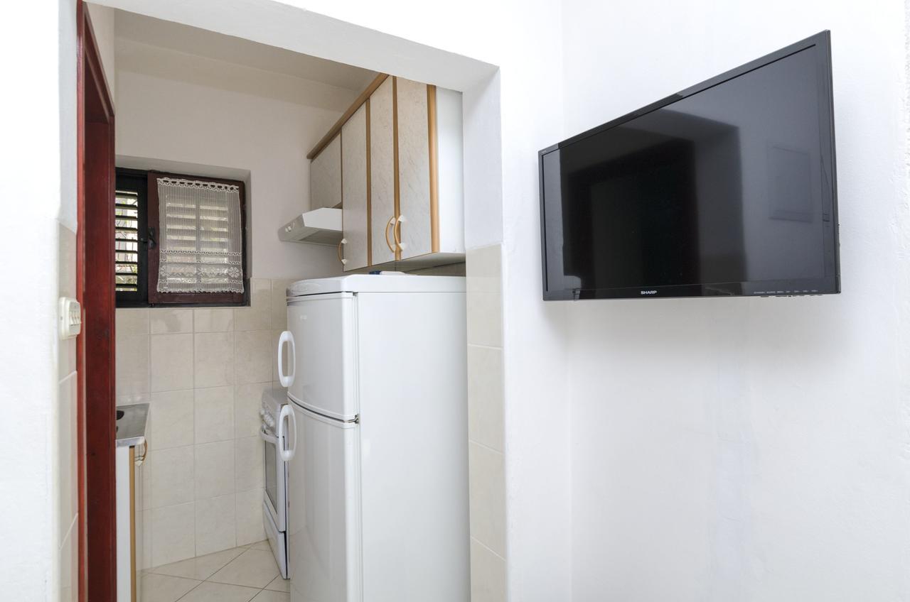 Apartments Mime Pirovac Εξωτερικό φωτογραφία
